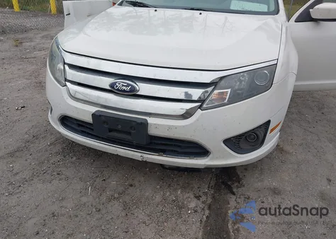 2012 Ford Fusion Se z USA, uszkodzony, nr VIN 3FAHP0HA8CR413693